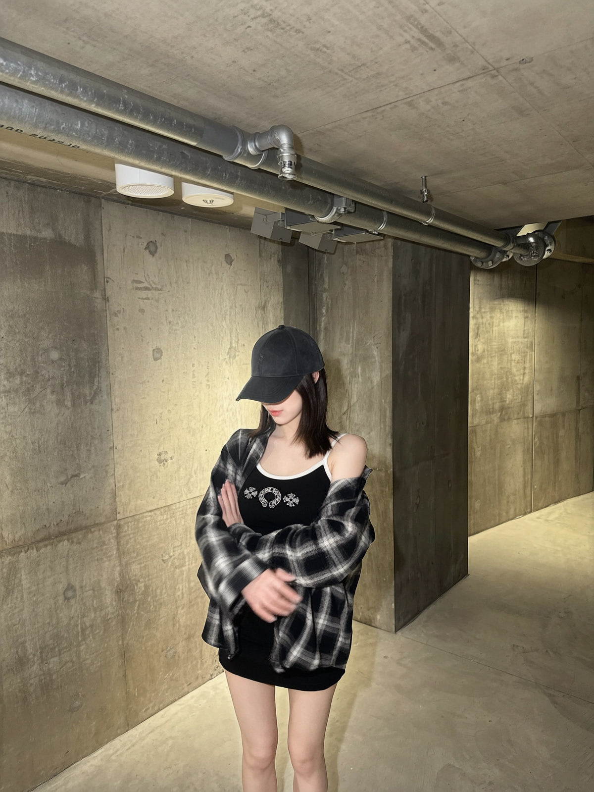 B. logo cap